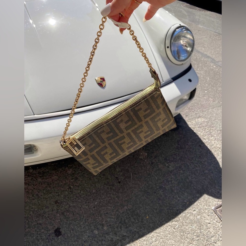 Auth❤️‍🔥Vintage Fendi baguette bag - Picture 2 of 15